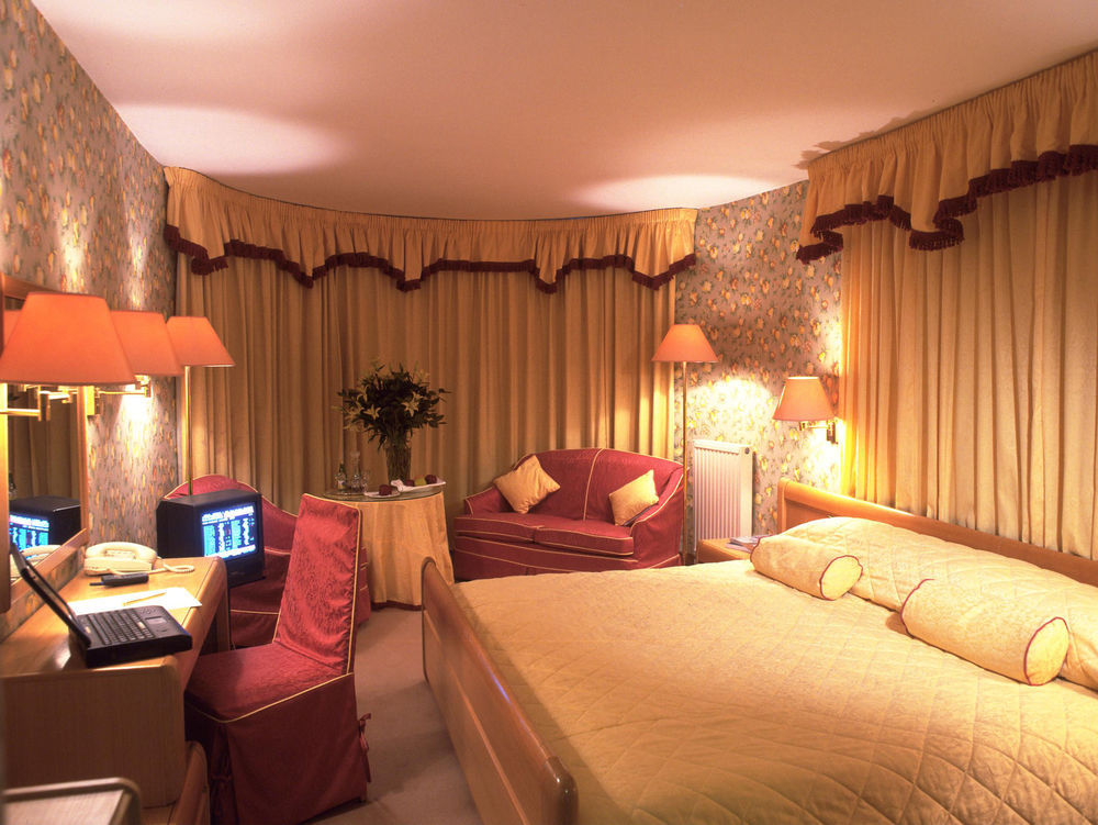 Roman Camp Country House Hotel Каландър Екстериор снимка