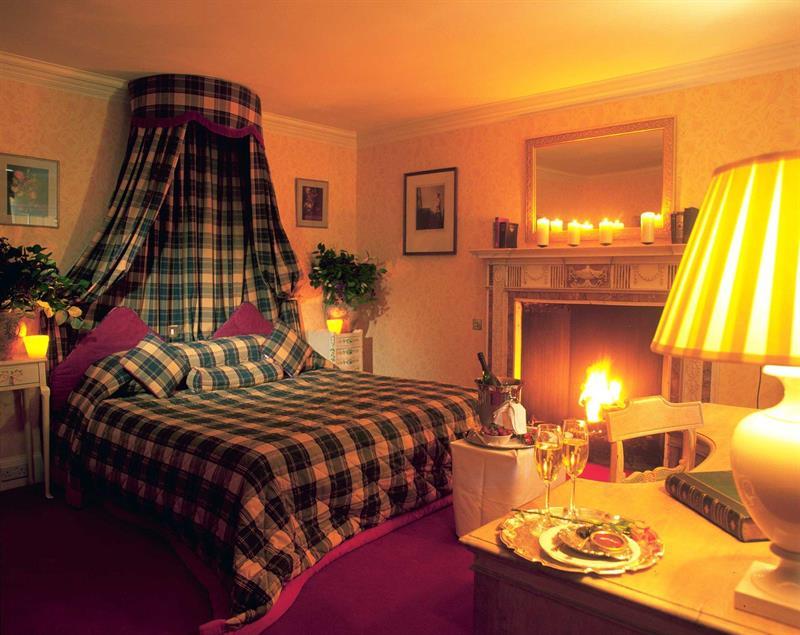 Roman Camp Country House Hotel Каландър Екстериор снимка
