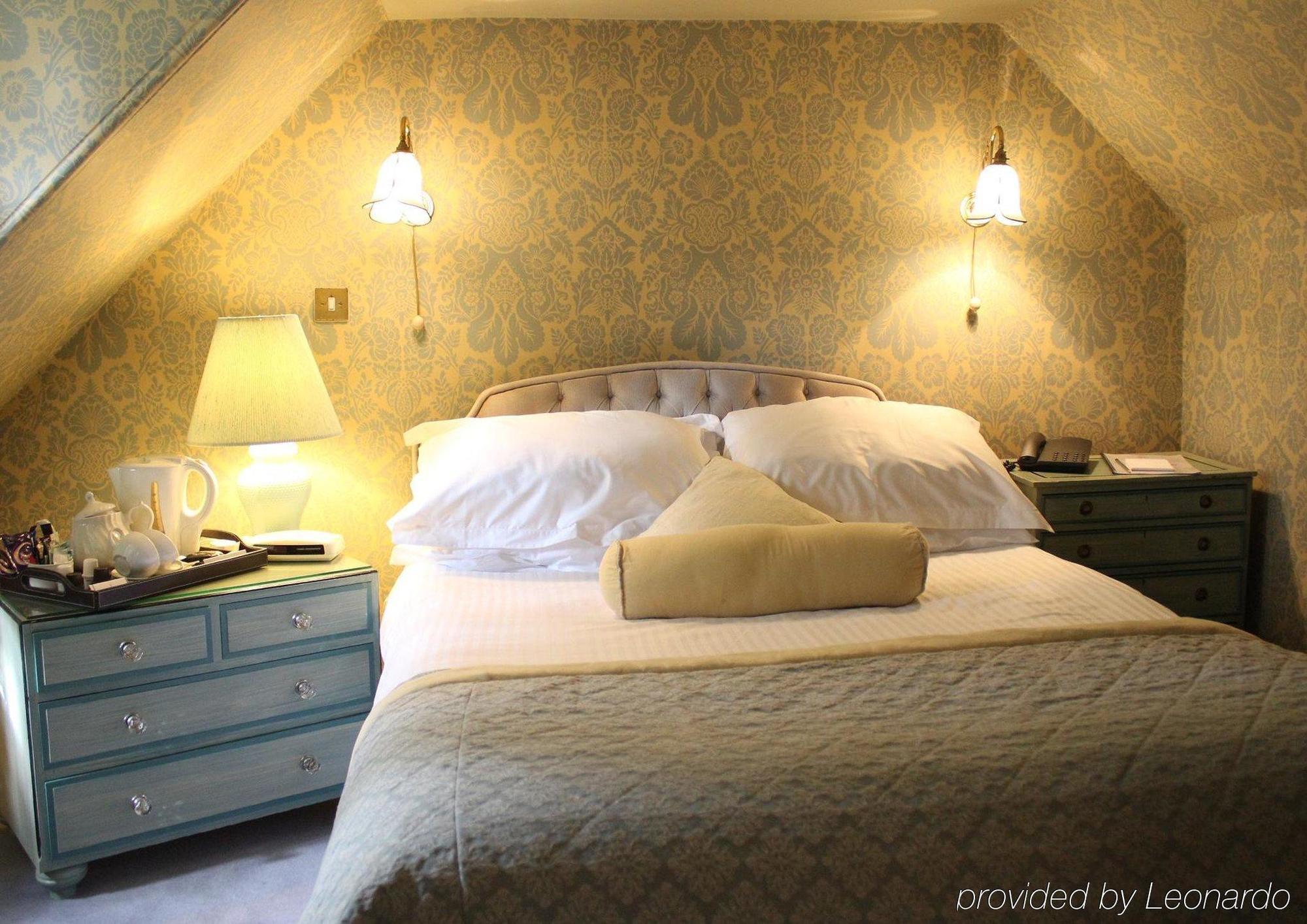 Roman Camp Country House Hotel Каландър Стая снимка